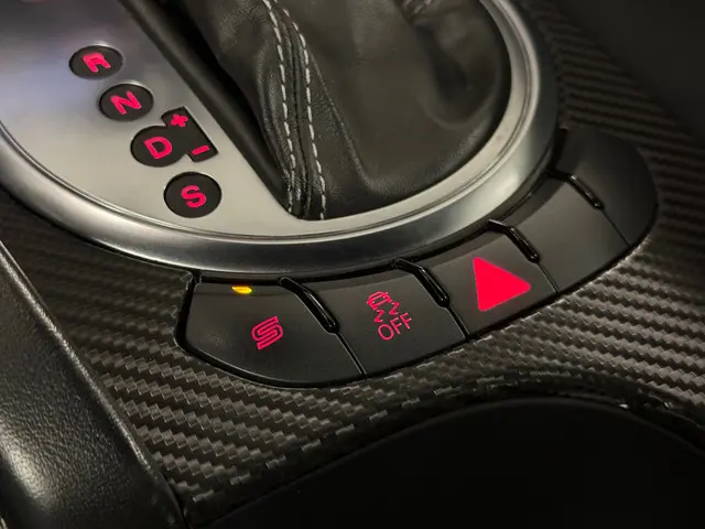 Audi TT RS 2.5 T TT Plus Pro Line 2012 Benzine 22