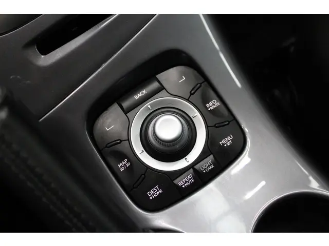 Renault Scénic Xmod 1.2 TCe Bose 2013 Benzine 23