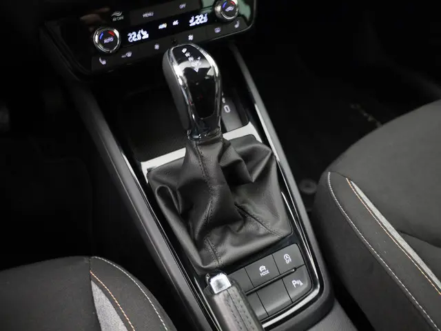 Škoda Kamiq 1.0TSI/115PK Selection DSG 2025 Benzine 13