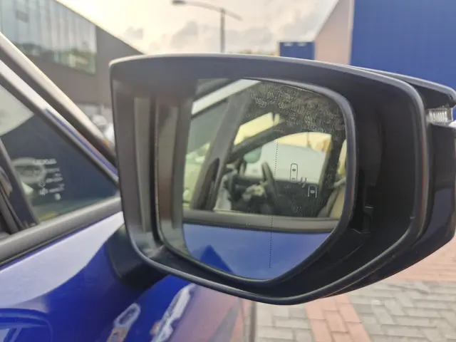 Lexus LBX Cool 2WD 2025 Hybride Benzine 24