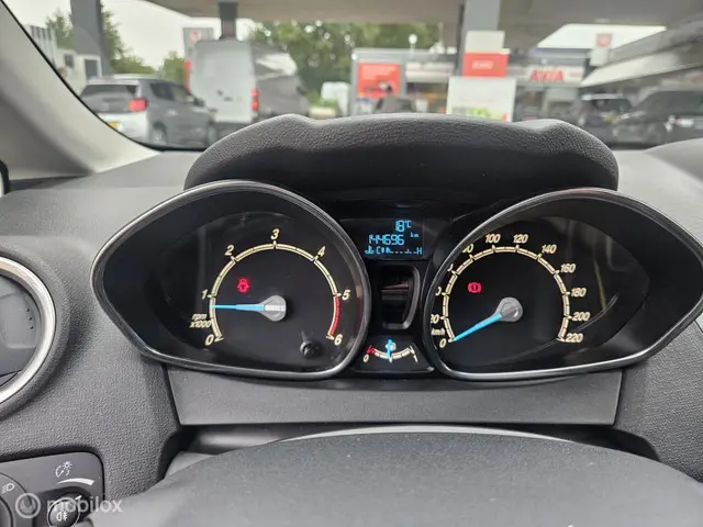 Ford Fiesta 1.6 TDCi Lease Style 2014 Diesel 13