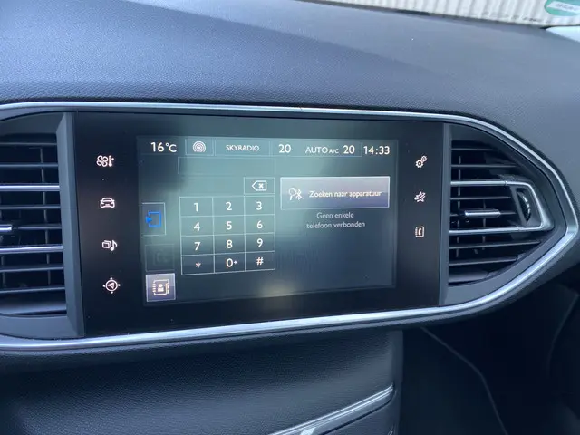 Peugeot 308 SW 1.2 e-THP Première 2014 Benzine 21