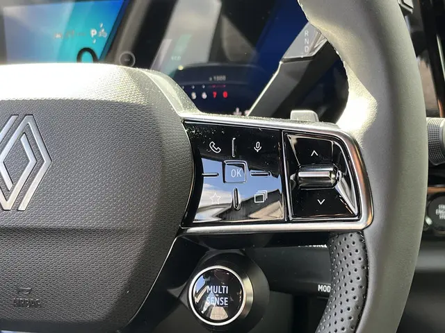 Renault Austral 1.2 TCe 160 X-tronic techno 2025 Benzine 16