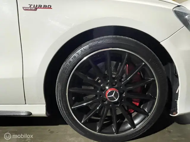 Mercedes-Benz A-Klasse 45 AMG 4MATIC 2014 Benzine 22