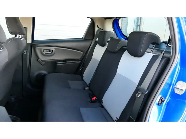 Toyota Yaris 1.5 Hybrid Active 2019 Hybride Benzine 26