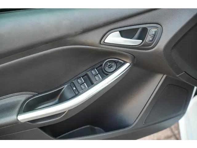 Ford Focus 2.0 ST-3 2016 Benzine 14