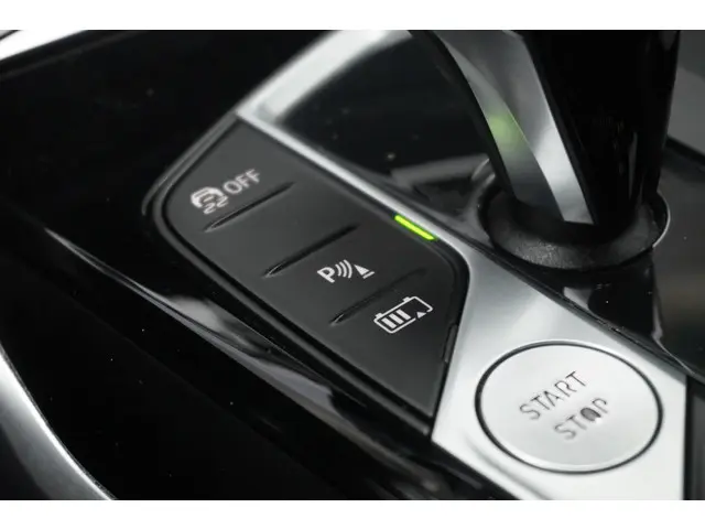 BMW 3 Serie Touring 330e 2021 Hybride Benzine 15