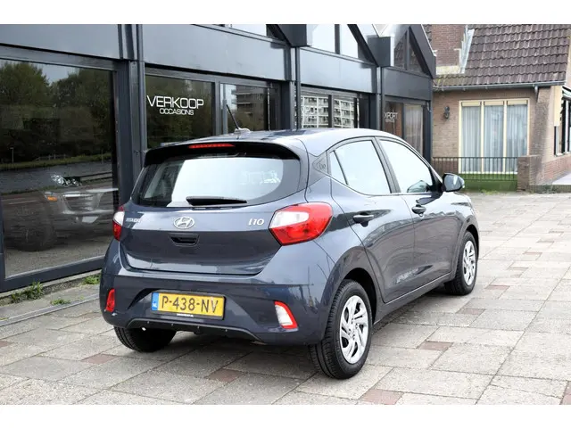 Hyundai i10 1.0 Comfort 2022 Benzine 6