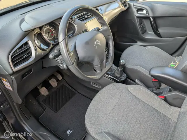 Citroën C3 1.2 PureTech Collection 2016 Benzine 7