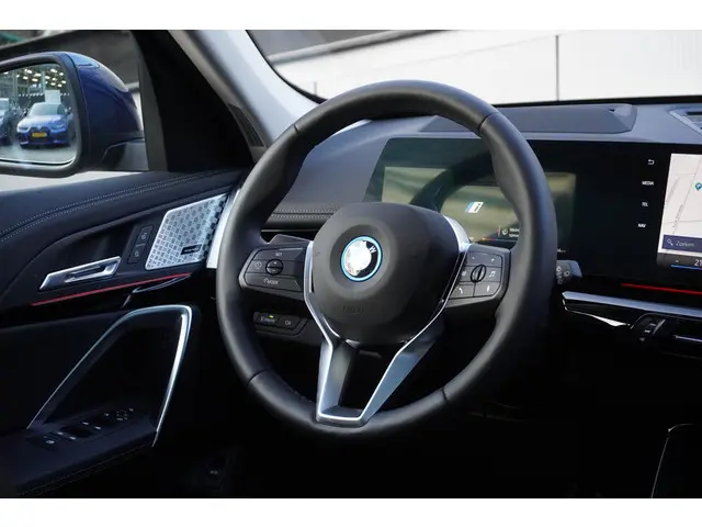 BMW iX1 eDrive20 2026 Elektrisch 26