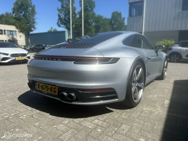 Porsche 911 3.0 Carrera 2021 Benzine 2