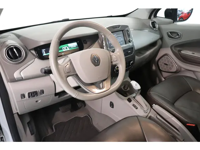 Renault ZOE R110 Bose 41 kWh (Accu huur) 2018 Elektrisch 28