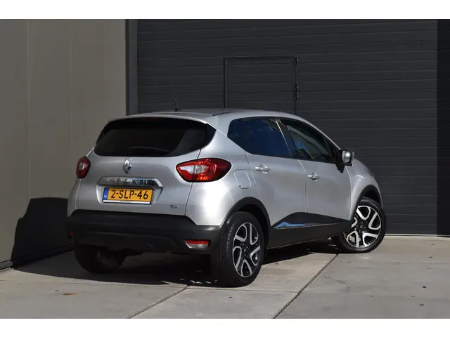 Renault Captur TCe 120 EDC Dynamique 2013 Benzine 2