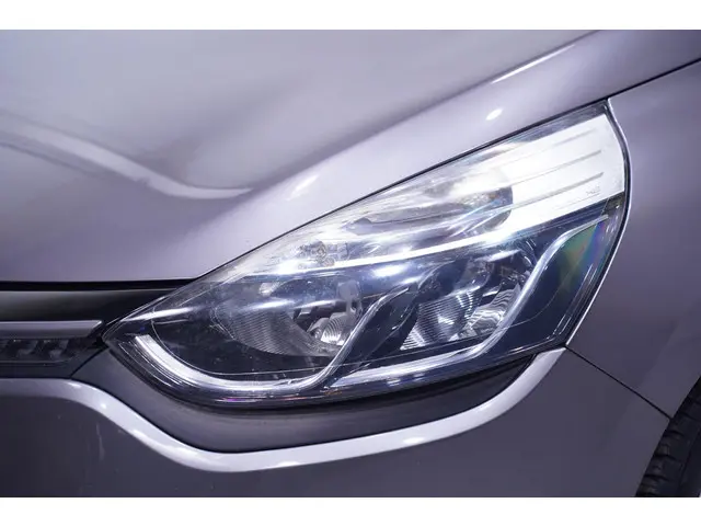 Renault Clio Estate 0.9 TCe Night&Day 2015 Benzine 13