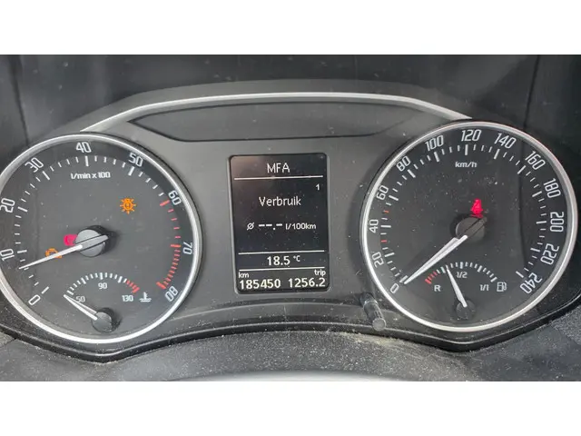 Škoda Octavia TSI Elegance 2012 Benzine 10