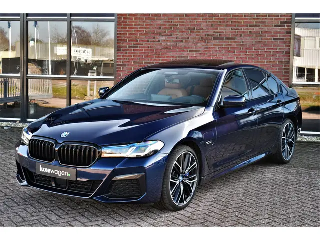 BMW 5 Serie 545e xDrive M-Sport 2021 Hybride Benzine 70