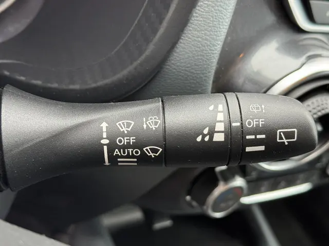 Nissan Juke 1.0 DIG-T Premiere Edition 2019 Benzine 25