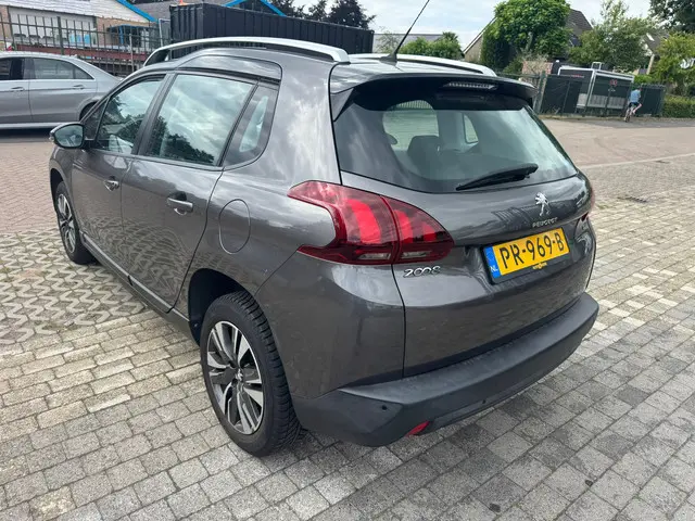 Peugeot 2008 1.6 BlueHDi 2016 Diesel 3
