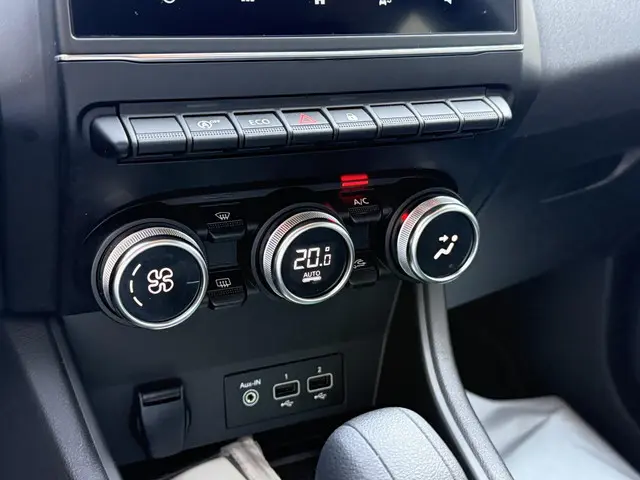 Renault Captur 1.3 TCe 130 Zen Comfort 2020 Benzine 13