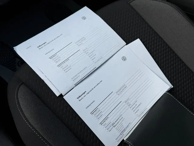 Volkswagen Polo 1.0 TSI Life l ACC l 2022 Benzine 12