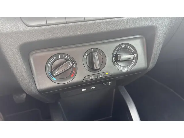 Škoda Fabia 1.0 TSI Ambition 2018 Benzine 18