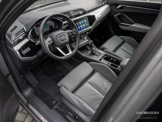 Audi Q3 45 TFSI e S-Line 2021 Hybride Benzine 14