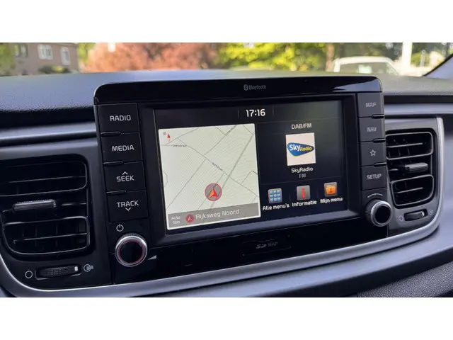 Kia Rio 1.0 TGDI ComfortPlusLine Navigator 2017 Benzine 11