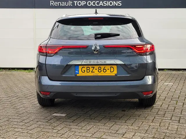 Renault Mégane Estate 1.3 TCe 140 Techno 2024 Benzine 19