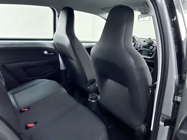 Volkswagen up! 1.0 BMT move up! 2019 Benzine 12