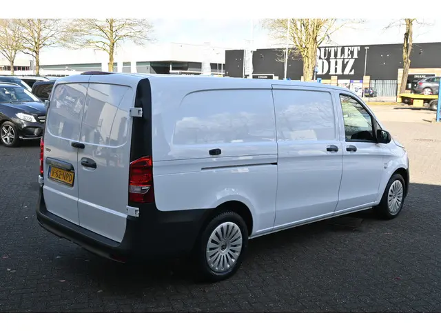 Mercedes-Benz Vito 3