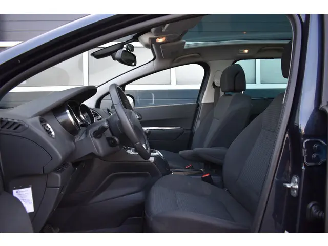 Peugeot 5008 1.6 THP Style 5p. Handel/export 2013 Benzine 9