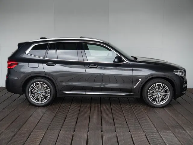 BMW X3 xDrive20i 2018 Benzine 4