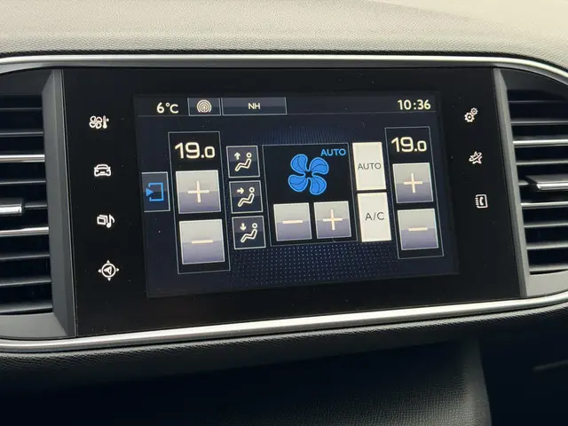 Peugeot 308 1.2 PureTech Style 2017 Benzine 15