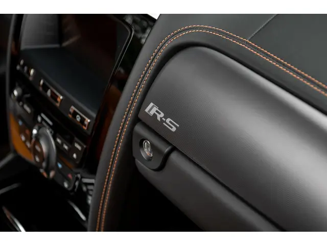 Jaguar XK XKR 5.0 V8 XKR-S Convertible 2012 Benzine 22
