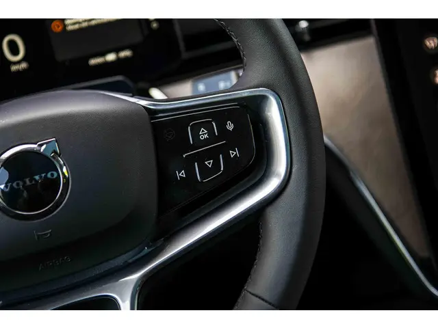 Volvo EX90 Twin Motor Ultra 7p. 111 kWh 2025 Elektrisch 25