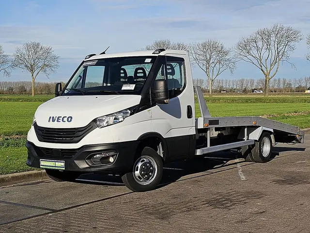Iveco Daily 35C18 2022 Diesel 2