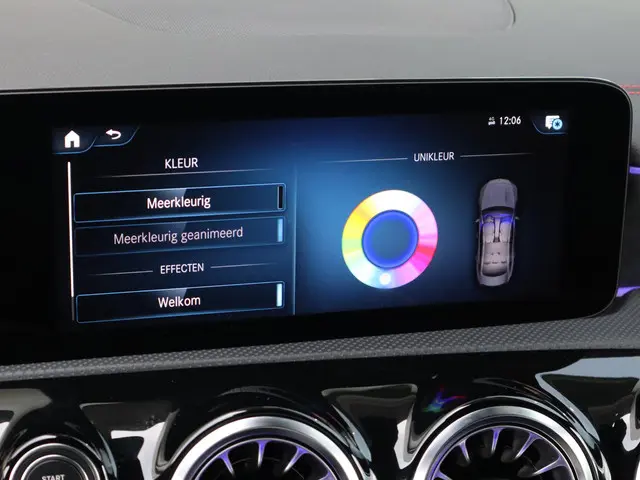 Mercedes-Benz CLA 250 e AMG Line 2023 Hybride Benzine 25