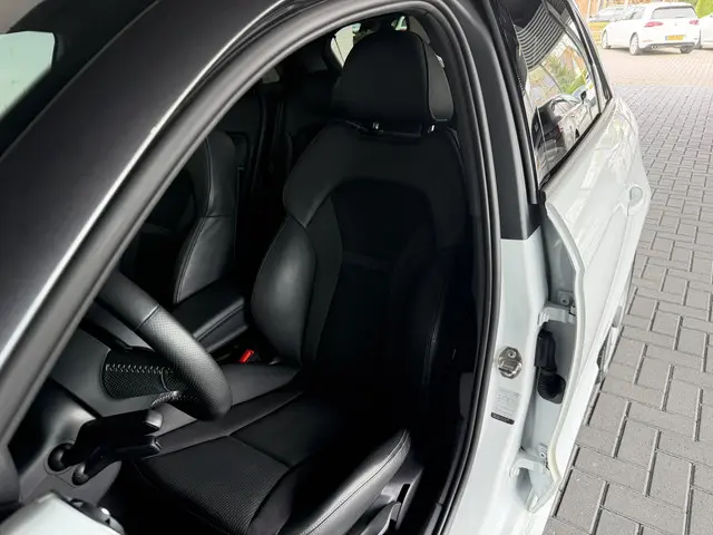 Audi A1 Sportback 1.4 TFSI CoD Sport S-Line 2017 Benzine 8