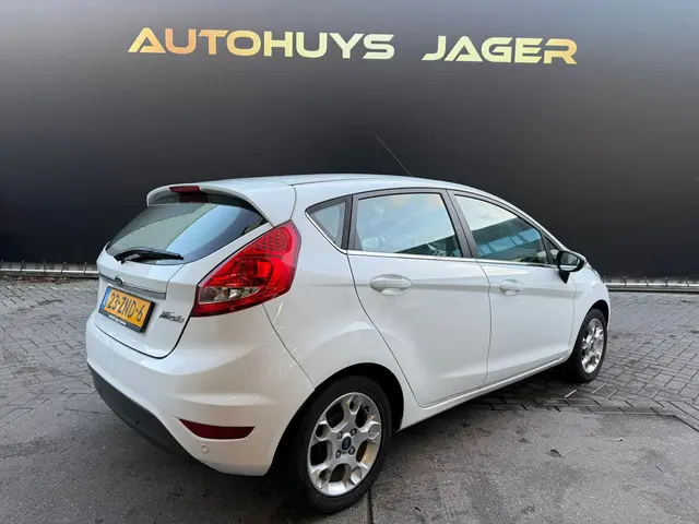 Ford Fiesta 1.25 Titanium 2013 Benzine 8