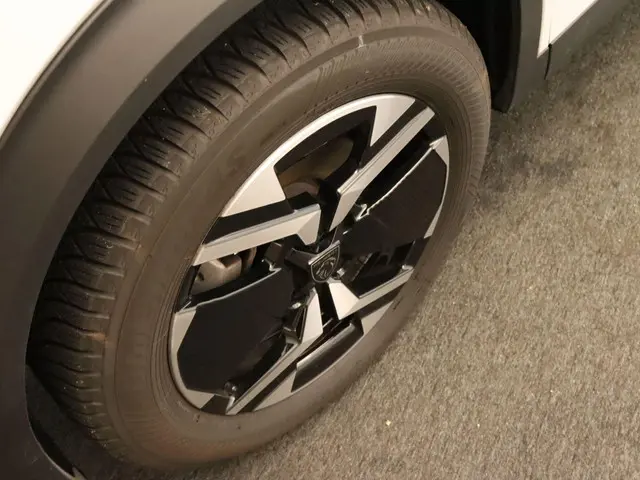 Peugeot e-2008 EV GT 54 kWh 2023 Elektrisch 23