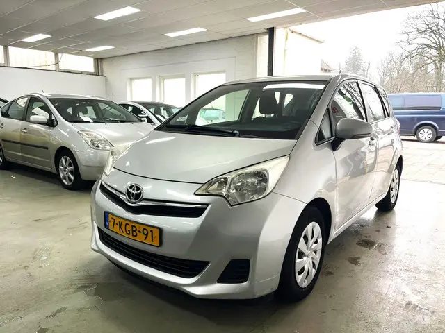 Toyota Verso-S 1.3 VVT-i Comfort 2013 Benzine 3
