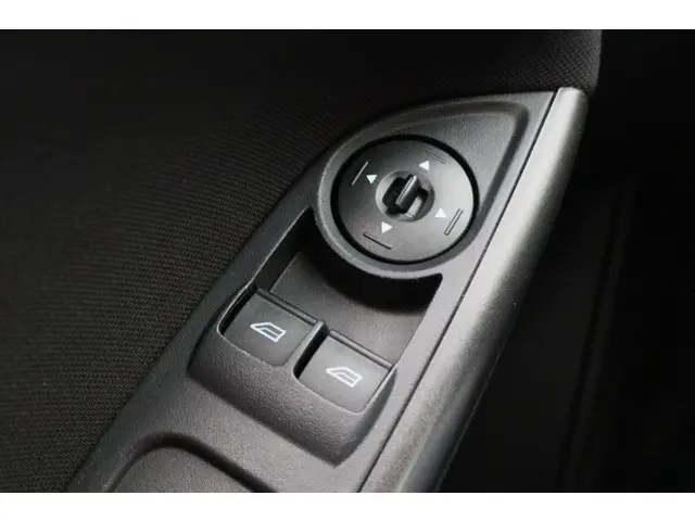 Ford Focus 1.0 EcoBoost Titanium Business 2018 Benzine 28