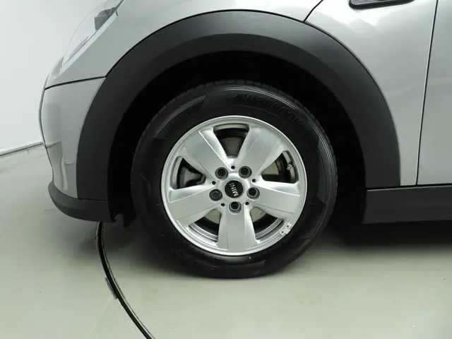 MINI 3-Deurs Cooper 2023 Benzine 29
