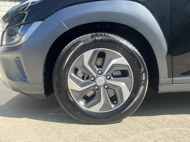 Hyundai Kona 1.6 GDI HEV Fashion 2021 Hybride Benzine 47