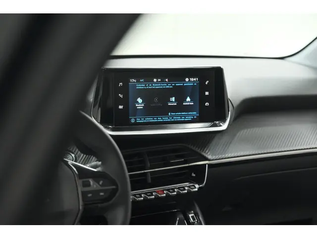 Peugeot 208 PureTech 100 Allure Pack 2023 Benzine 47
