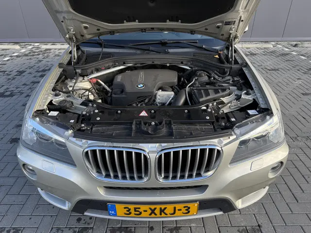 BMW X3 xDrive20i High Executive 2012 Benzine 21