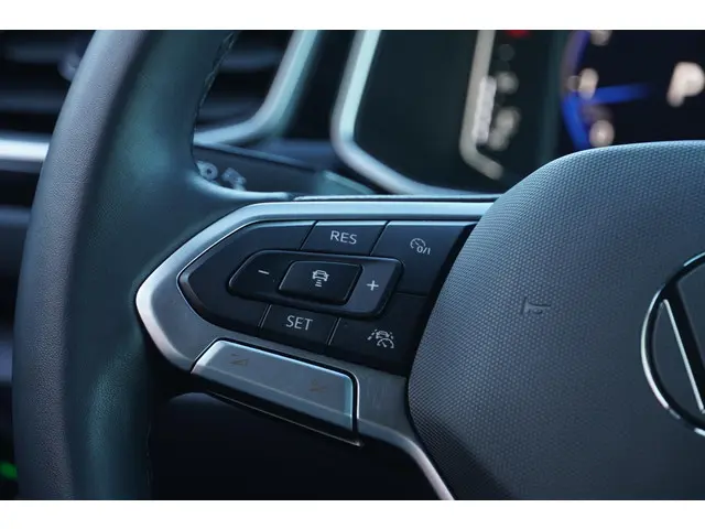 Volkswagen T-Roc 1.5 TSI R-Line Edition 2024 Benzine 10