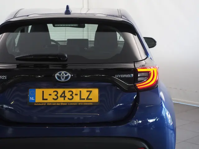 Toyota Yaris 1.5 Hybrid Dynamic 2021 Hybride Benzine 4
