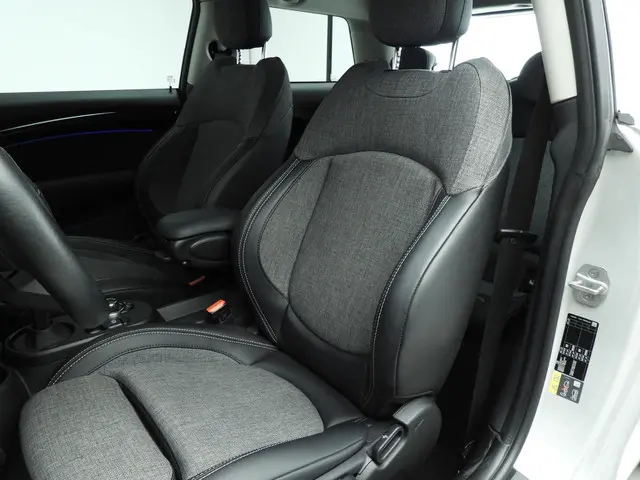 MINI Electric 3-deurs SE 2022 Elektrisch 8