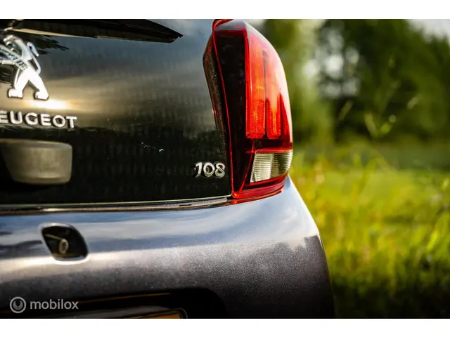 Peugeot 108 1.0 e-VTi Active 2018 Benzine 34